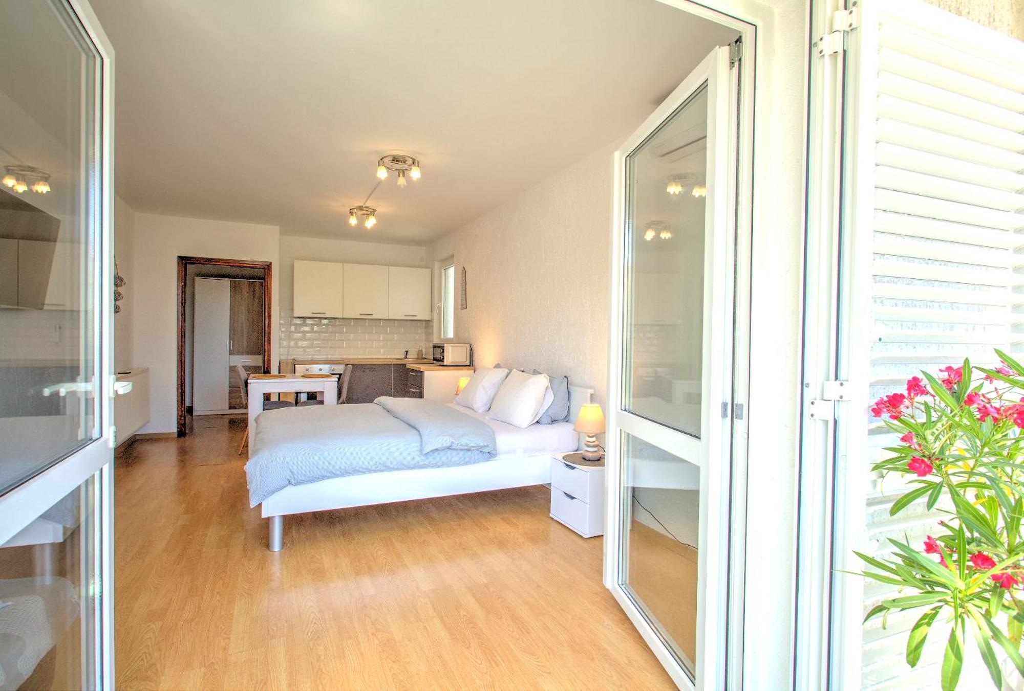 Anmarie Apartments ツリクヴェニツァ エクステリア 写真