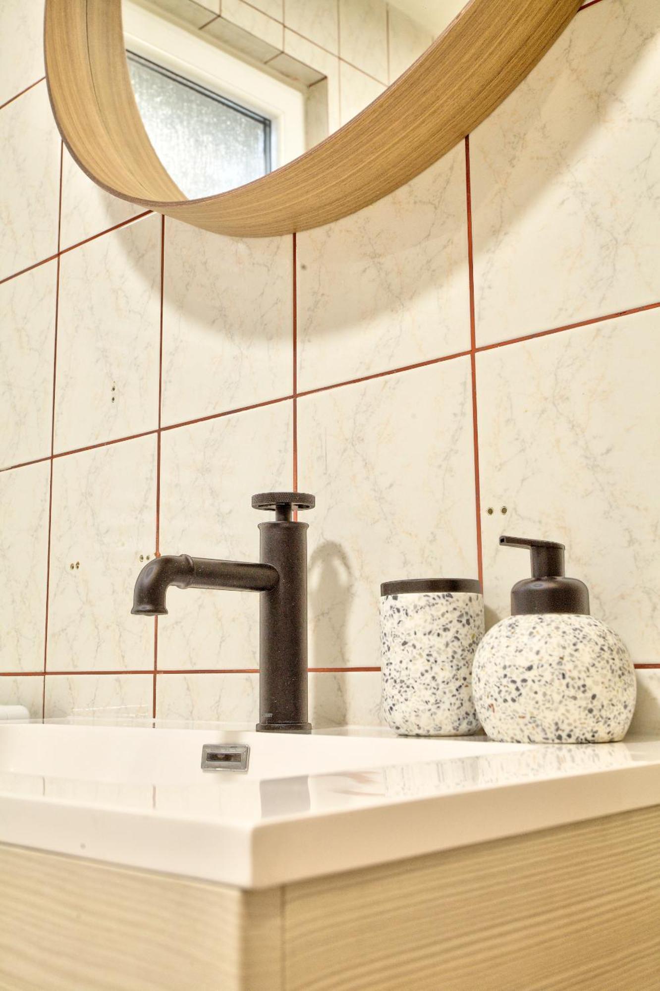 Anmarie Apartments ツリクヴェニツァ エクステリア 写真